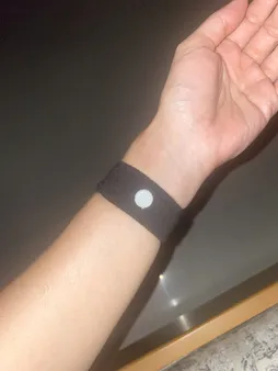 مچ بند ضد تهوع ومی-بند مدل AD-9