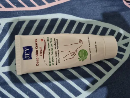 کرم ترک های عمیق پوستی دست و پا جی مدل میموزا حجم 75 میلی لیتر