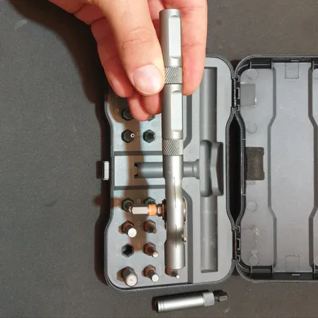 مجموعه 24 عددی آچار و سری بکس و پیچ گوشتی دوکا مدل RS1