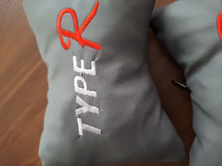 پشت گردنی صندلی خودرو تایپر مدل IR-Typer چرم سوزنی بسته 2 عددی