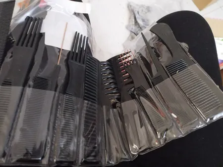 ست 10 عددی شانه کارا مدل P02