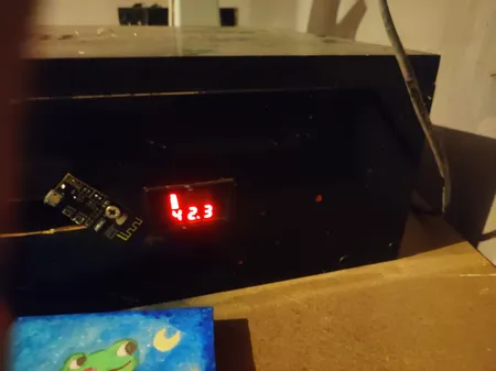 نمایشگر میزان شارژ باطری مدل A001