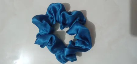 کش مو زنانه مدل اسکرانچی ساتن