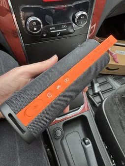 اسپیکر بلوتوثی قابل حمل شیائومی مدل Sound Outdoor