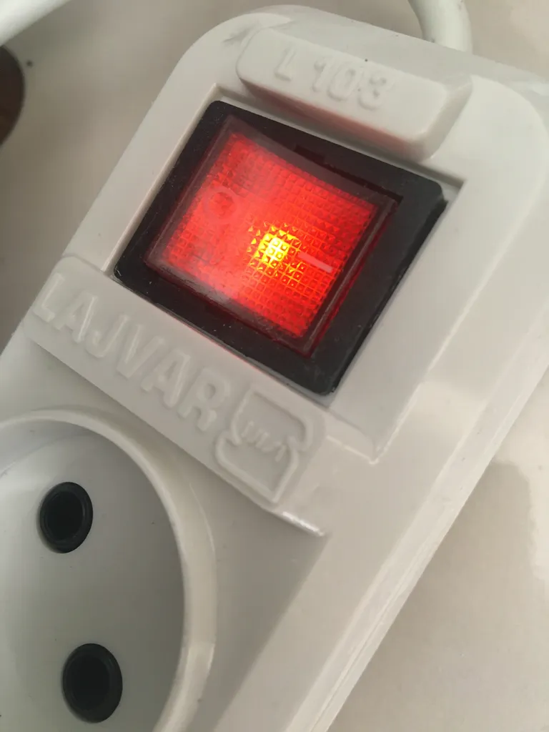 سه راهی برق لجور الکتریک مدل 105