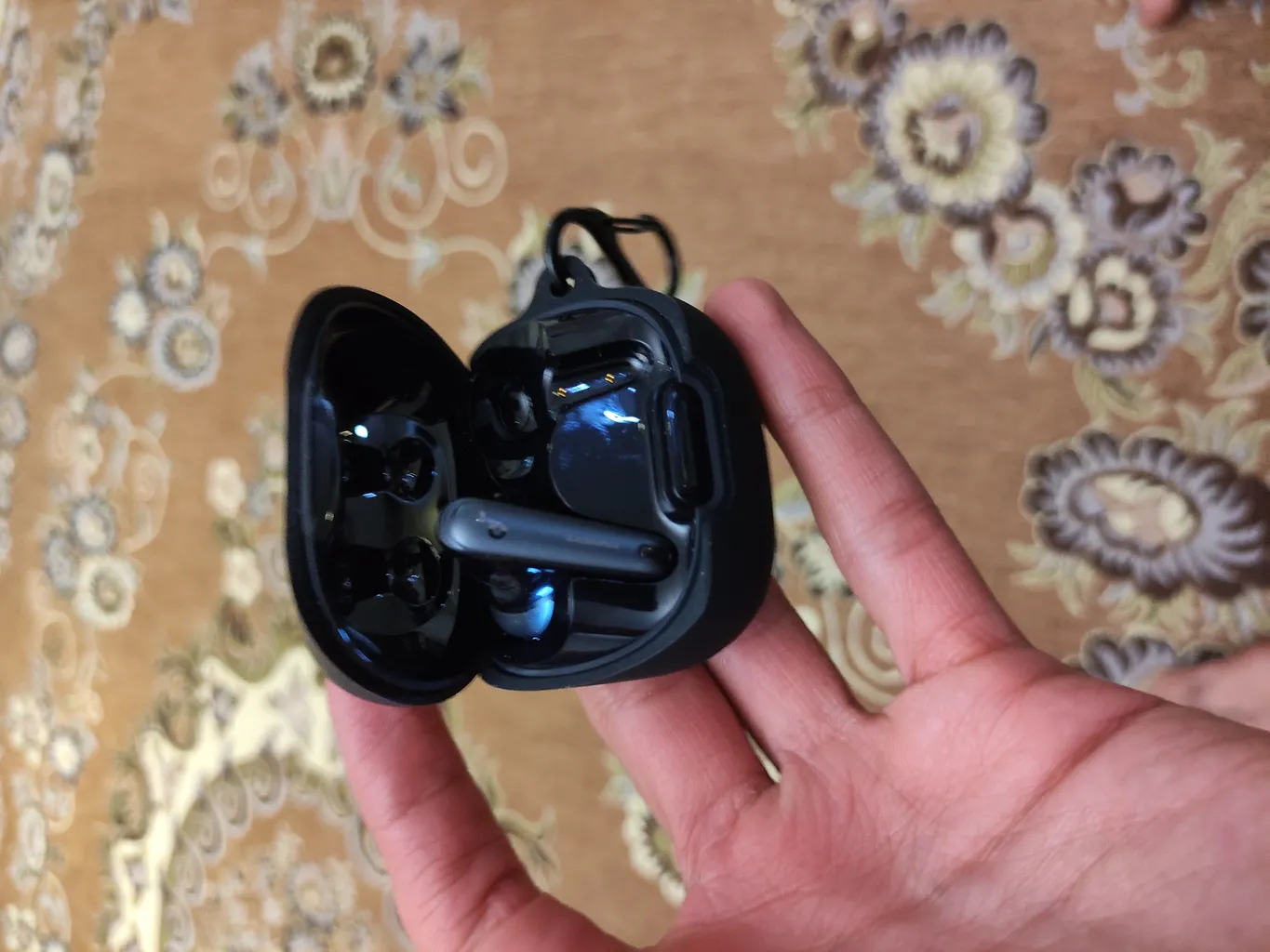 کاور رینیکا مدل Liberty4 NC مناسب برای کیس هدفون بی سیم انکر Soundcore Liberty 4 NC