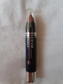 رژ لب مدادی میلوس شماره 24