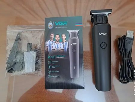 ماشین اصلاح موی سر و صورت وی جی ار مدل professional V00933