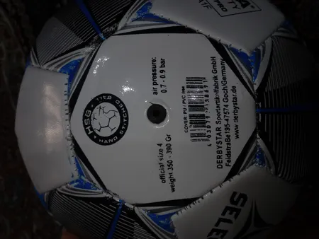 توپ فوتبال مدل Bundesliga کد b2-2022