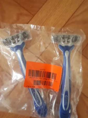 خودتراش ژیلت مدل Blue3 بسته 2 عددی