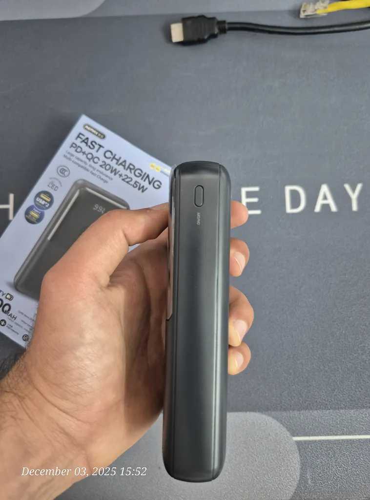 پاوربانک ریمکس مدل RPP-623 ظرفیت 20000 میلی آمپر ساعت