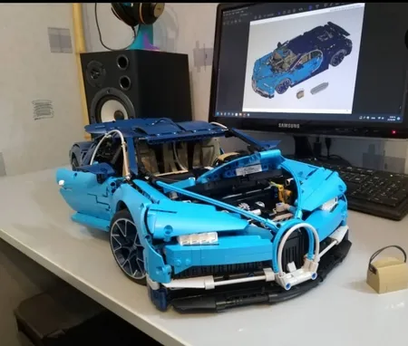 لگو سری Technic مدل Bugatti Chiron کد 42083