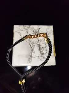 تجریه خرید دستبند بند و طلا 18 عیار زنانه طلای کامک مدل کارتیه