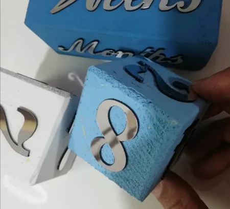 استند رومیزی کودک مدل گاهشمار کد MKids35U-Type2