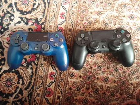 دسته بازی پلی استیشن 4 مدل DUAL SHOCK 4