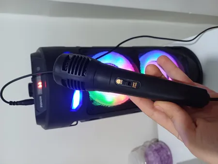 میکروفون مدل ِDYNAMIC