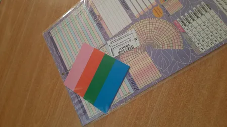 تقویم دیواری سال 1404 مستر راد طرح مدیریت زمان کد 2499 به همراه برچسب