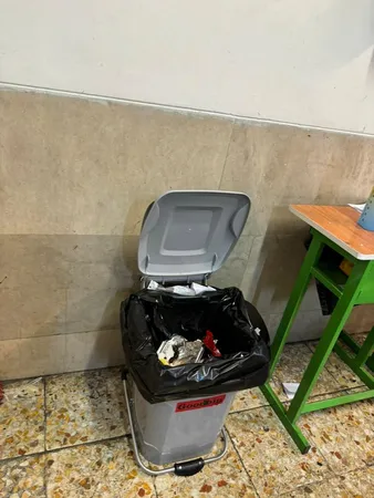 سطل زباله پدالی گودبین کد 40L