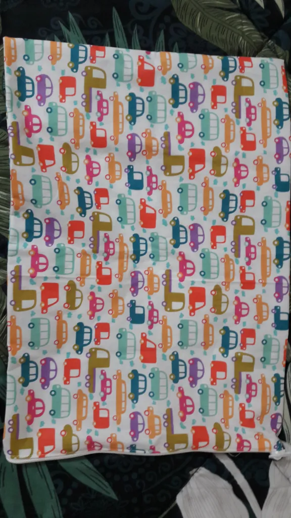 روبالشی نوزاد طرح ماشین مدل BCA070203