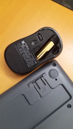 کیبورد و ماوس بی‌سیم لاجیتک مدل MK270