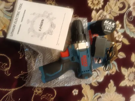 پیچ گوشتی شارژی باس مدل 18V-Li-ion