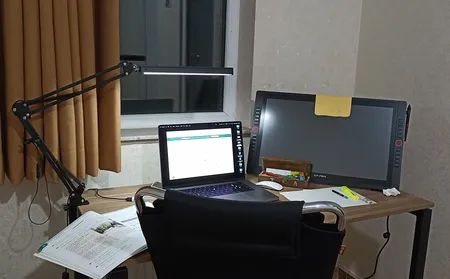 چراغ مطالعه مدل Flexi-Lamp