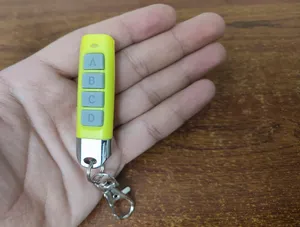 تجریه خرید ریموت بلوتوثی در ورودی مدل 433Mhz-yellow