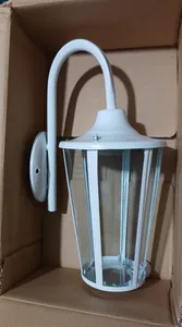 تجریه خرید چراغ حیاطی مدل دیواری تمام فلزی W-1SHB