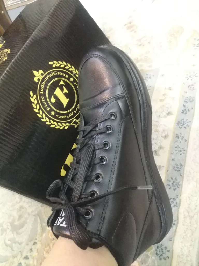 نیم بوت زنانه مدل venilo