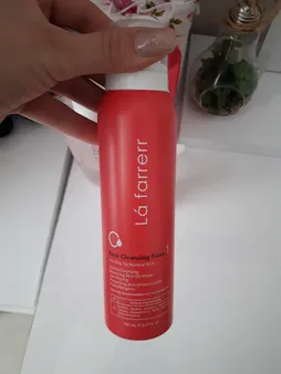 فوم شست‌وشوی صورت لافارر مدل 01 مناسب برای پوست چرب حجم 150 میلی‌لیتر