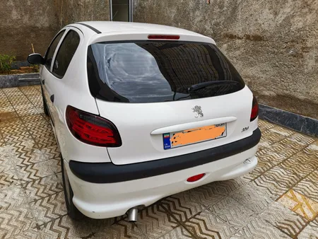 چراغ عقب خودرو ان جی کو کد 11 مناسب برای پژو 206 بسته دو عددی