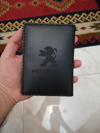 کیف مدارک چرمینه اسپرت طرح پژو کد 60024