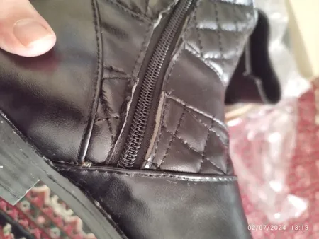 نیم بوت زنانه مدل شارالا