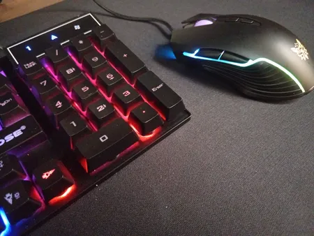 ماوس گیمینگ اونیکوما مدل CW905