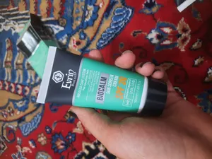 تجریه خرید کرم ضد آفتاب بدون رنگ اورین SPF 30 مدل BIOCALM ‌ ‌مناسب پوست‌های حساس حجم 50 میلی‌لیتر