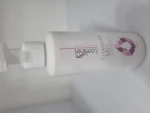 تجریه خرید شیر پاک کن لامینین مدل 01 حجم 150 میلی لیتر