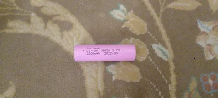 باتری لیتیوم یون قابل شارژ آ اس دی مدل 18650 ظرفیت 2200 میلی آمپر ساعت