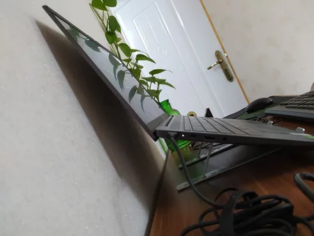 پایه نگهدارنده لپ تاپ مدل 001