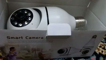 دوربین بیسیم مداربسته تحت شبکه مدل v380