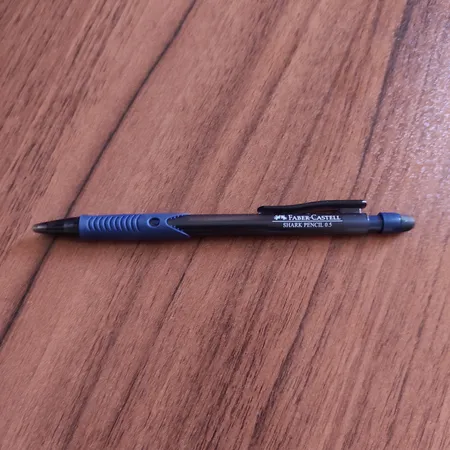 مدادنوکی 0.5 میلی متری فابرکاستل مدل shark کد127709