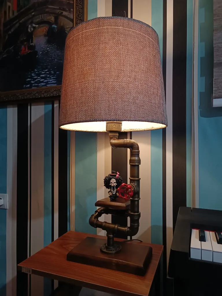 آباژور ایستاده پایپ دکو مدل LS-5001