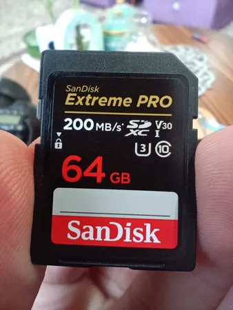 کارت حافظه SDXC سن دیسک مدل Extreme Pro V30 کلاس 10 استاندارد UHS-I U3 سرعت 200mbps ظرفیت 64 گیگابایت