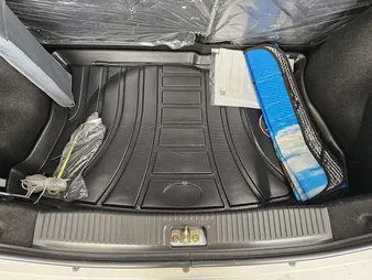 کفپوش سه بعدی صندوق خودرو پانیذ مدل MH مناسب برای کوییک