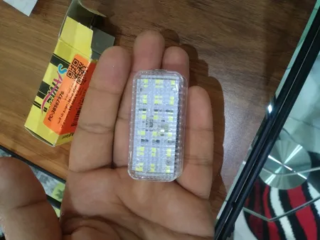 چراغ صندوق خودرو تک لایت مدل AM 5964 S مناسب برای ساینا