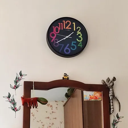 ساعت دیواری سال بردز طرح عدد رنگی