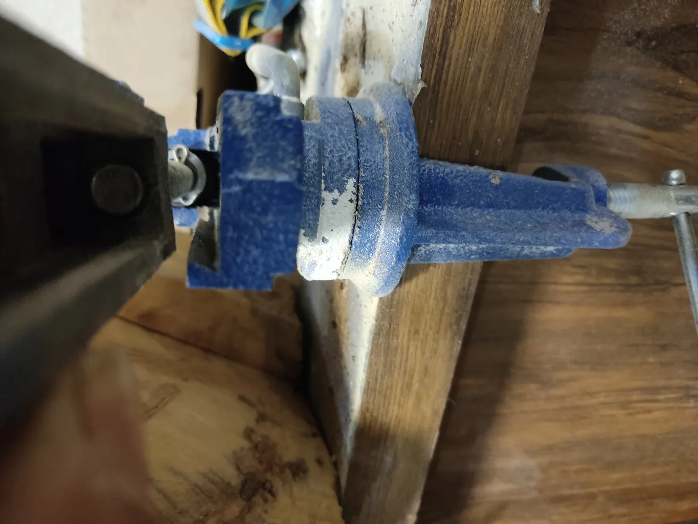 گیره بغل میزی گردان مدل XINXIANG