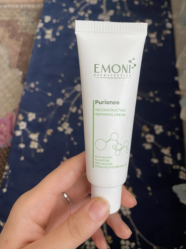 کرم مرطوب کننده امونی درماسیوتیکس مدل RECONSTRUCTING and REPAIRING حجم 50 میلی لیتر