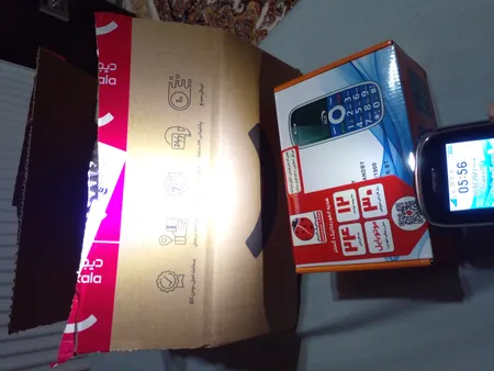 گوشی موبایل جی ال ایکس مدل F8 دو سیم کارت