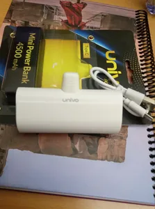 تجریه خرید پاوربانک یونیوو مدل UN5000 USB-C ظرفیت 4500 میلی آمپر ساعت