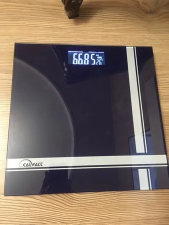 ترازو دیجیتال کالوات مدل HA6405